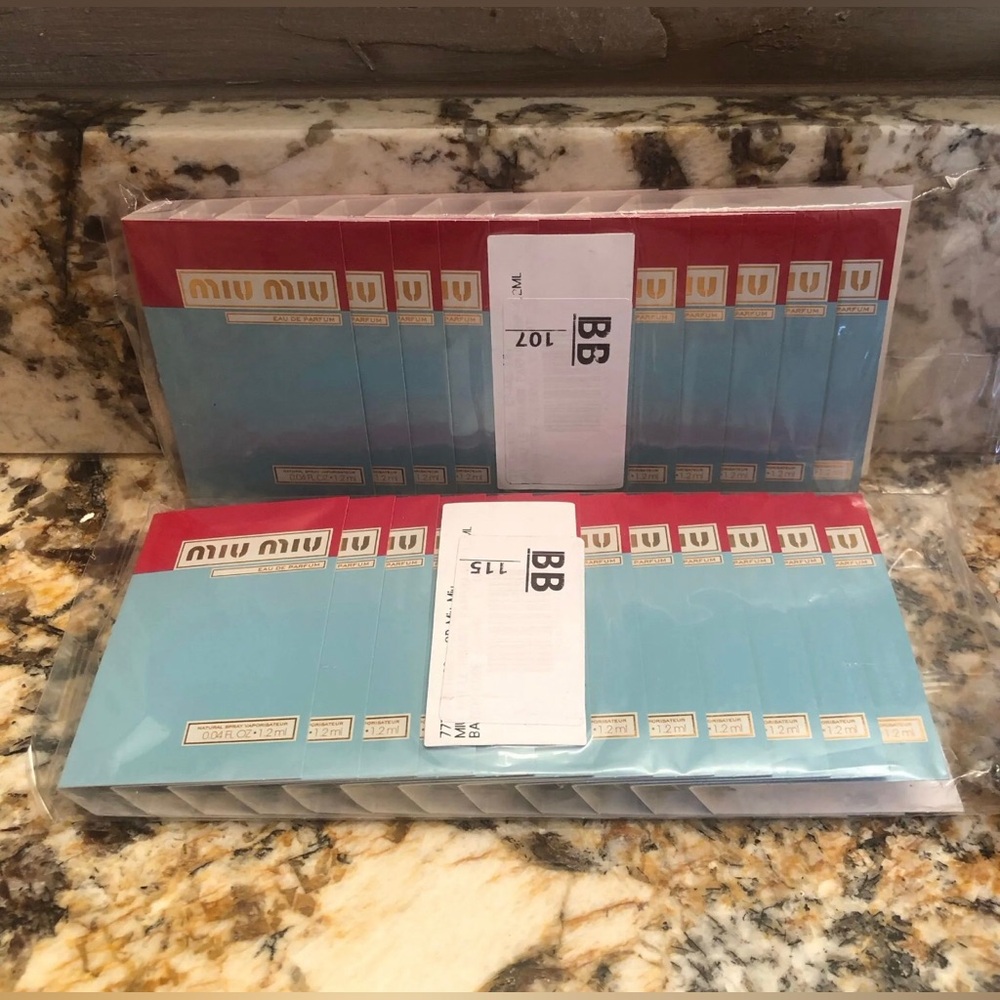 Set of 24 Miu Miu Sample Vial Spray Card Bundle